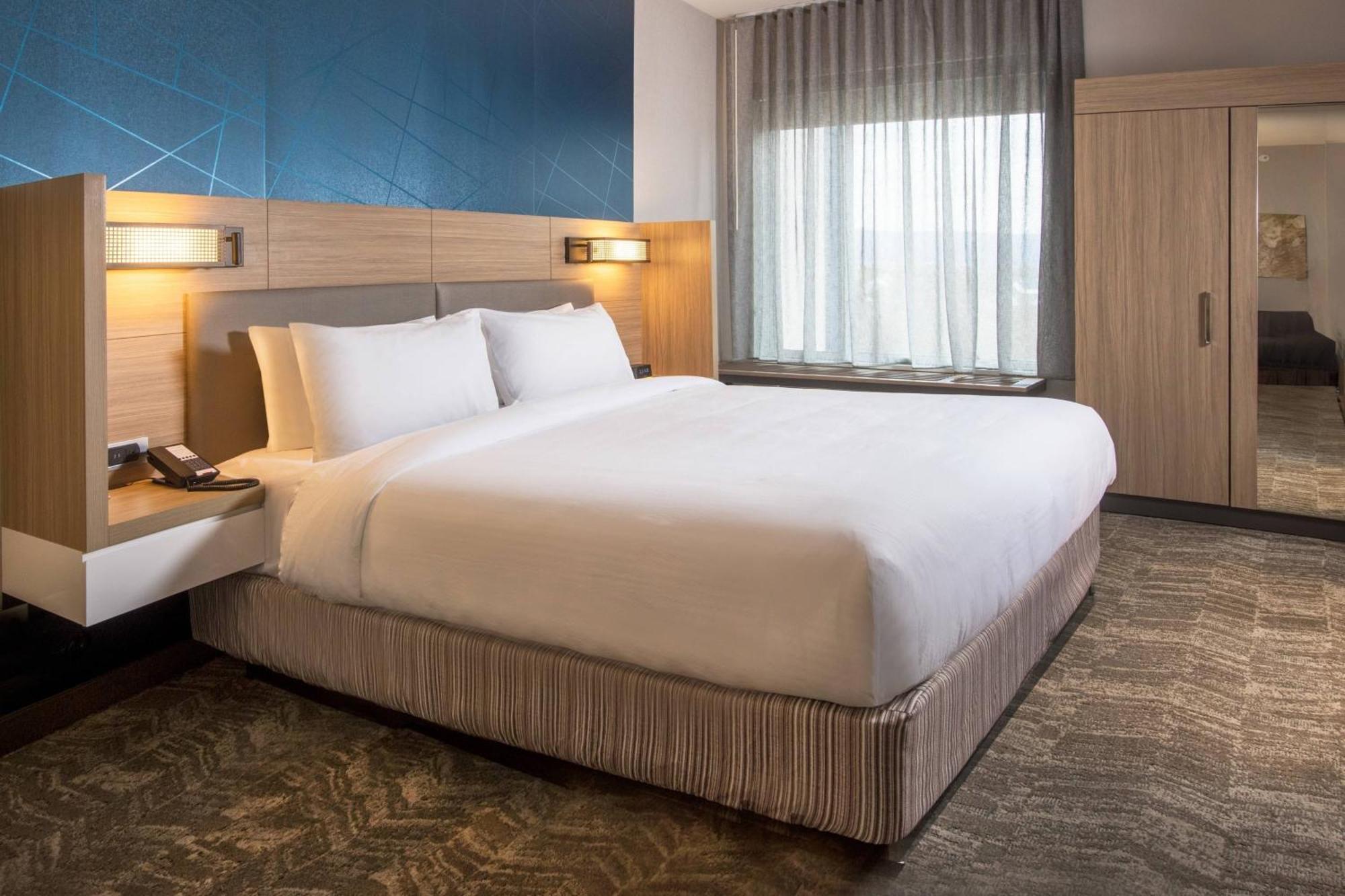 Springhill Suites By Marriott Frederick Exterior foto